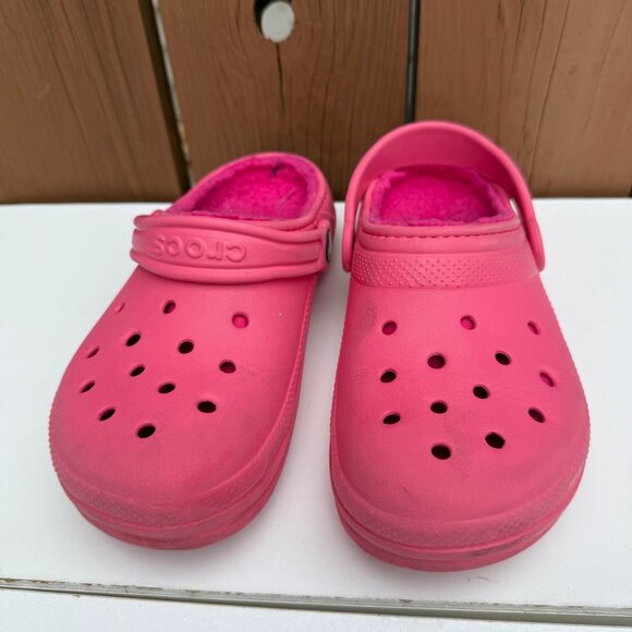 Crocs Pink Fuzzy Lined Clogs Size J3 - Picture 2 of 9